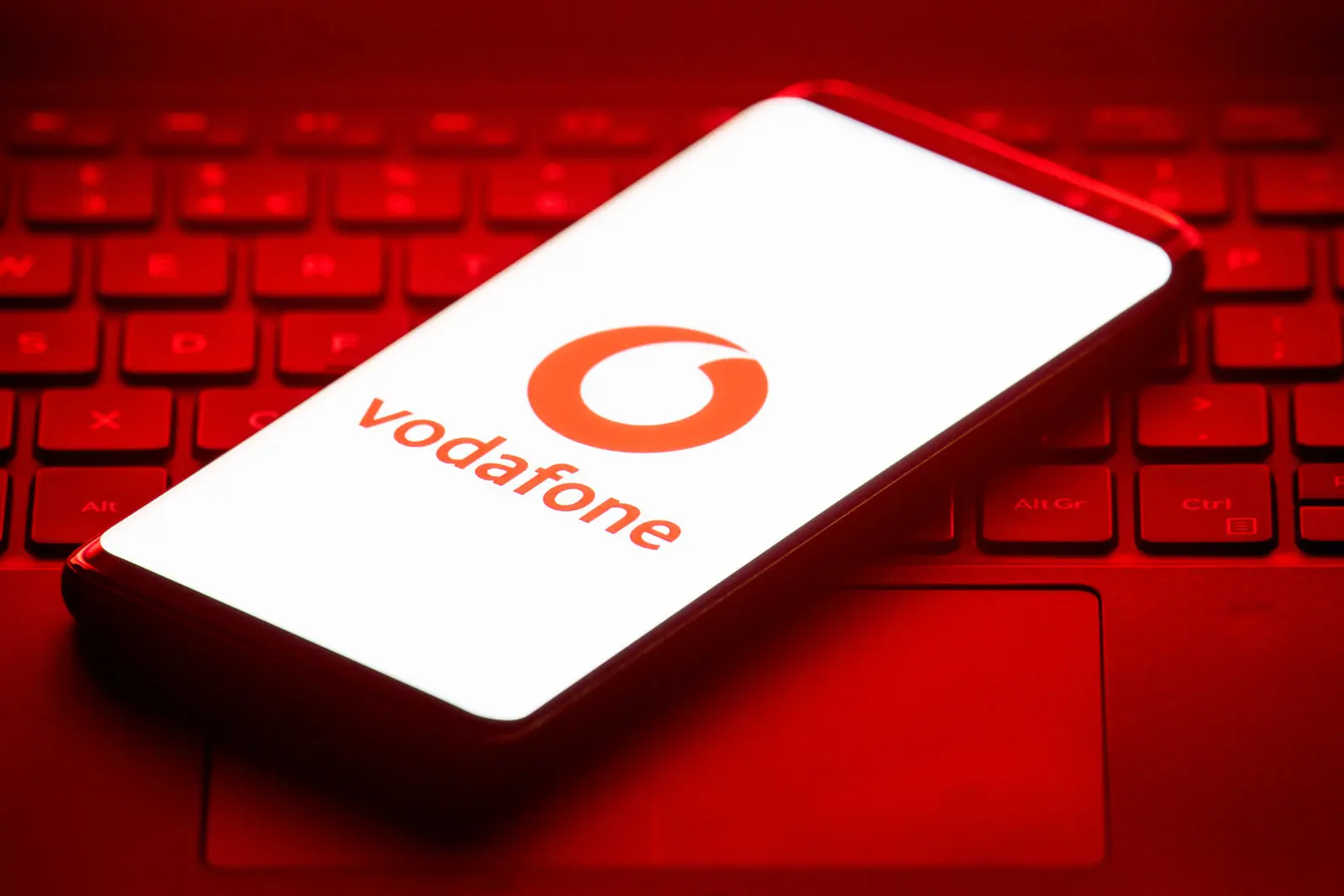 Turkcell mi Vodafone mu